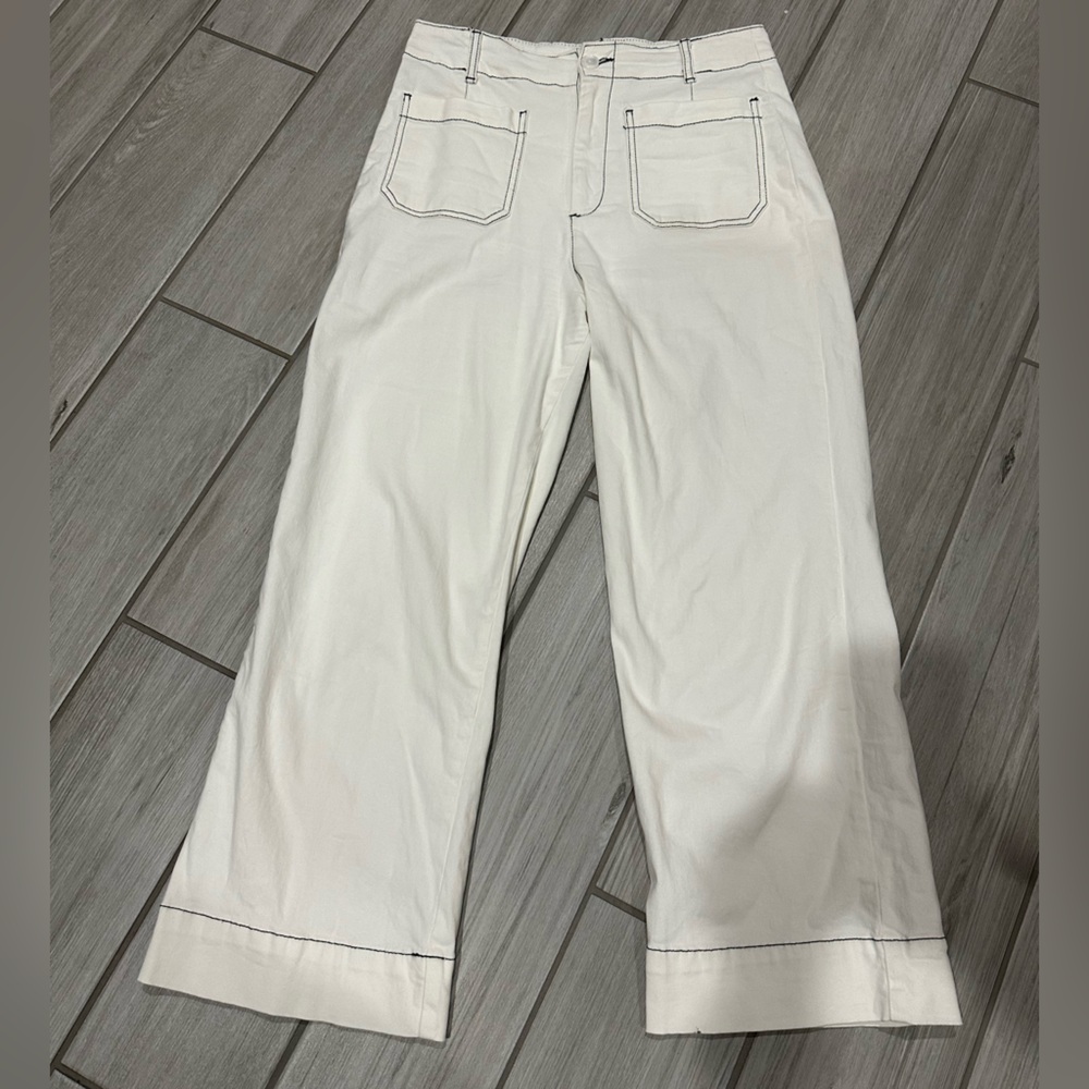Bagatelle Women's White Wide Leg Capri Jeans
